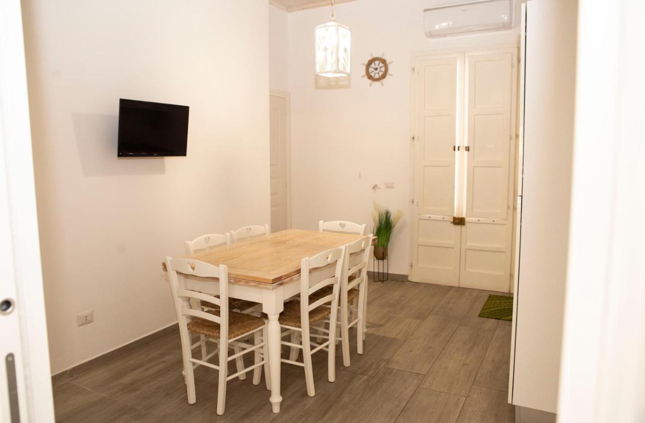 Casa Vacanze Capitano 포르토 세자레오 외부 사진