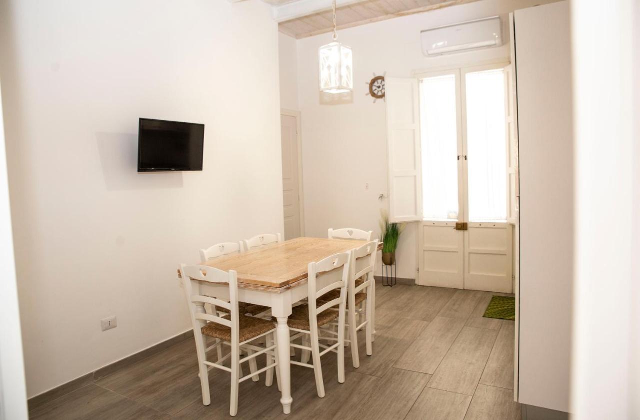 Casa Vacanze Capitano 포르토 세자레오 외부 사진